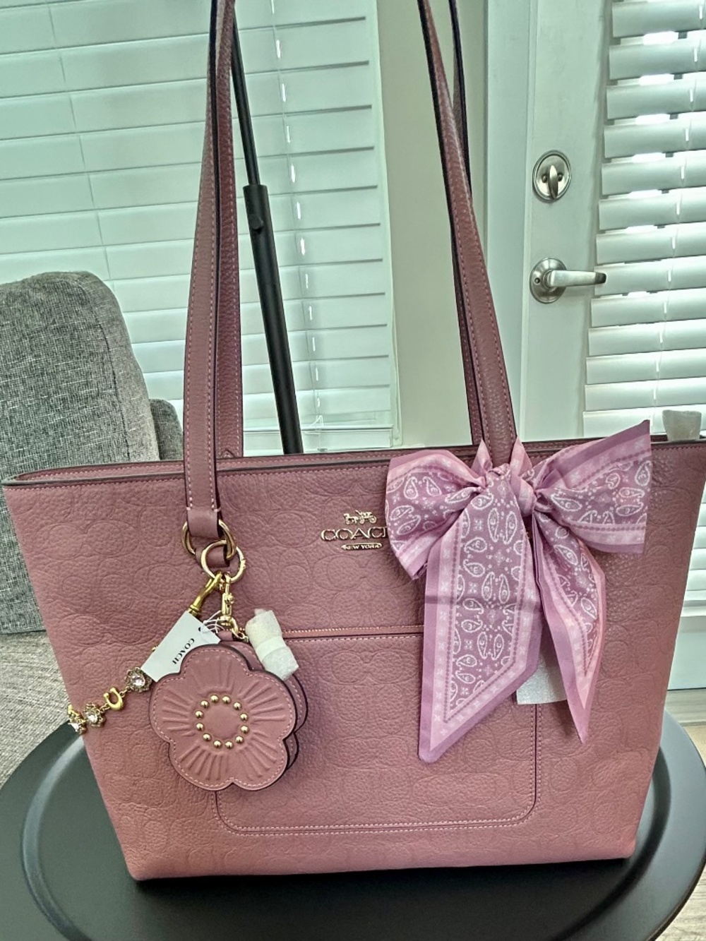 NEW! Coach Signature Leather Station Tote (Peony Pink)!!
